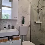 Apartment Ivy